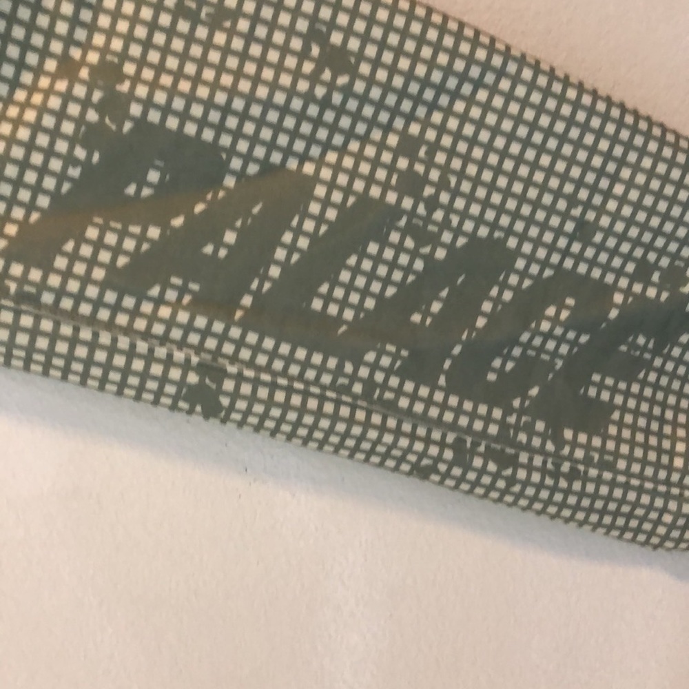 PALACE - Picture 2 of 8